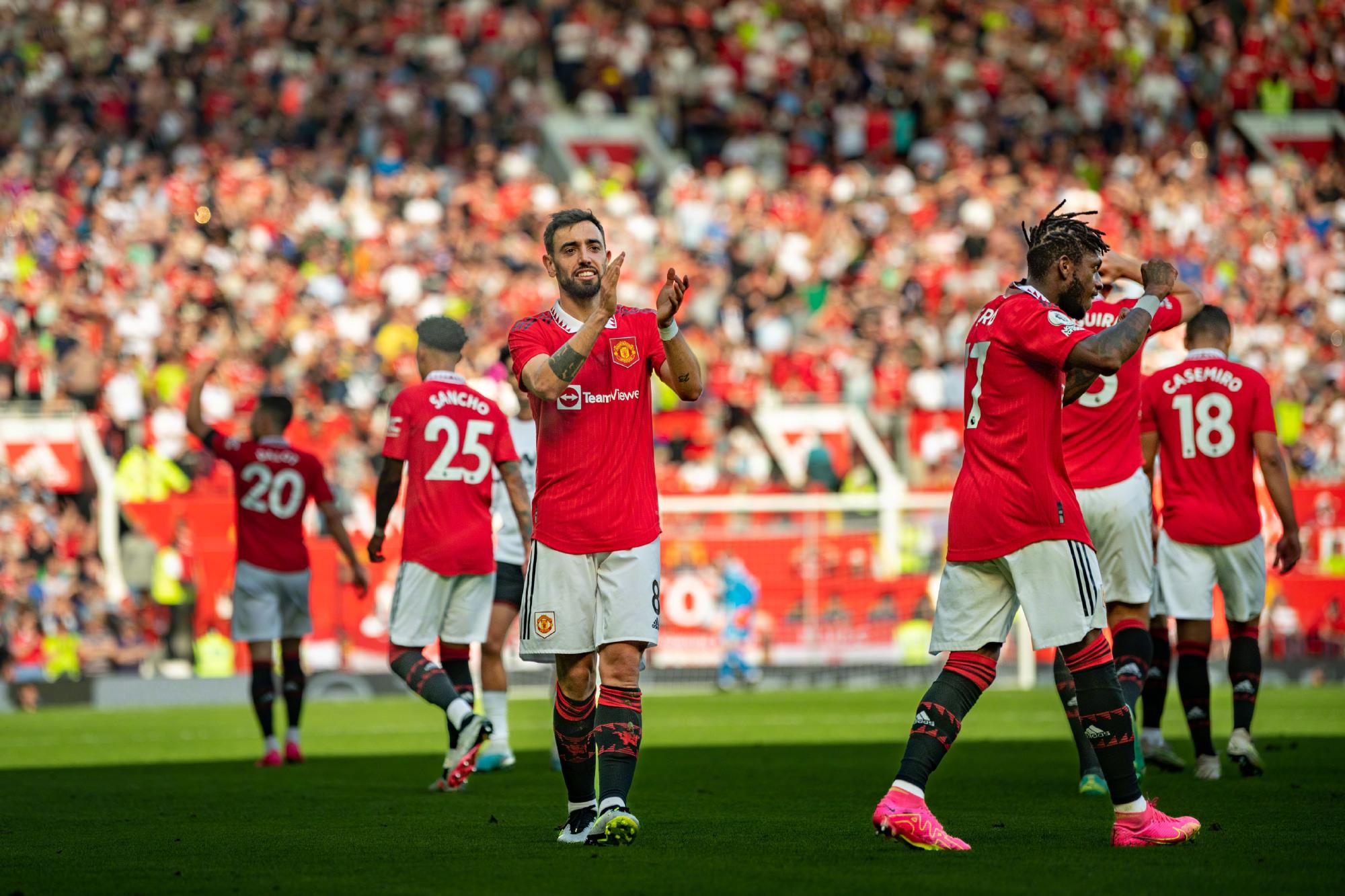 助巴难民救 助巴难民救